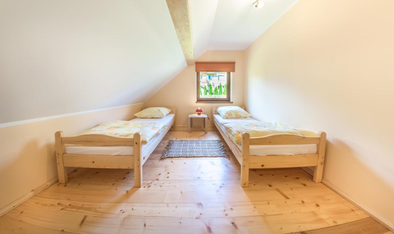 Bobrowka Villa Солина Екстериор снимка